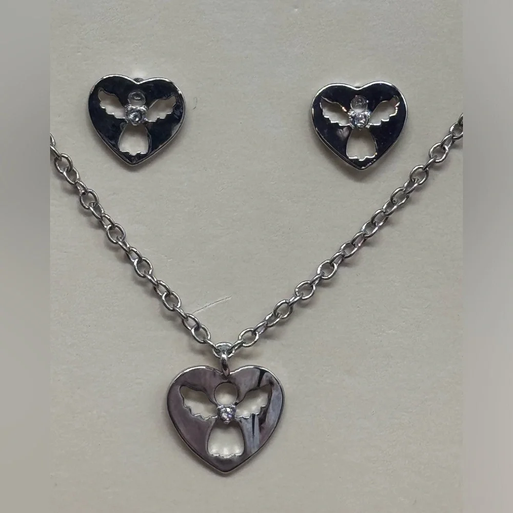 FAO Schwarz Fine Silver Plate Angel Earring Necklace Set